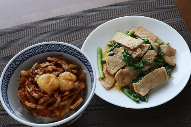 豚ロースと小松菜の生姜焼き/かき揚げ丼