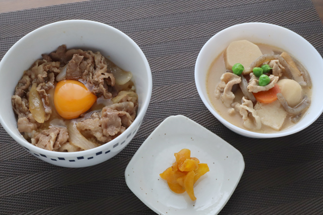 牛丼豚汁セット