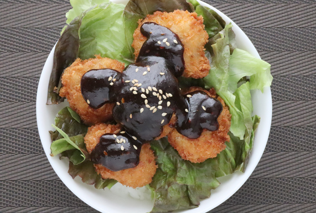 味噌チキンカツ丼