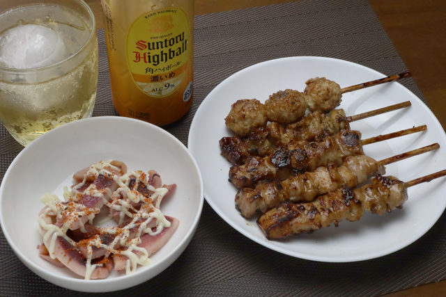 焼き鳥と焼きイカ