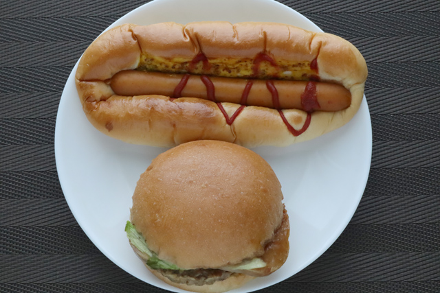 スパムバーガーとチョリソーパン