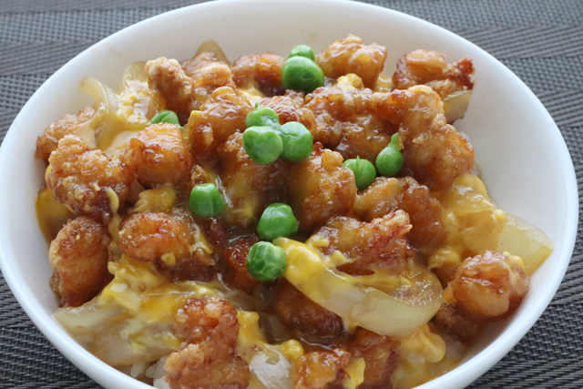 軟骨唐揚げの卵とじ丼