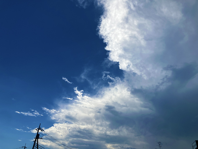 台風一過の青空