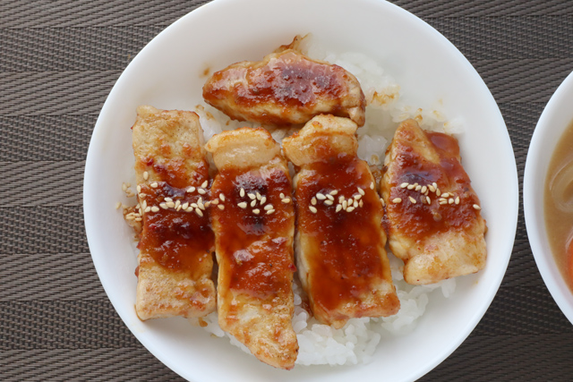 豚ロース丼