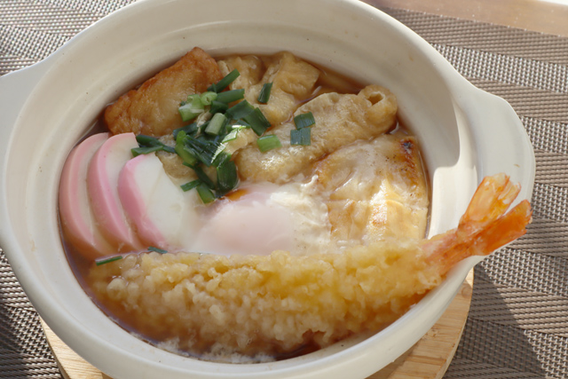 鍋焼きうどん