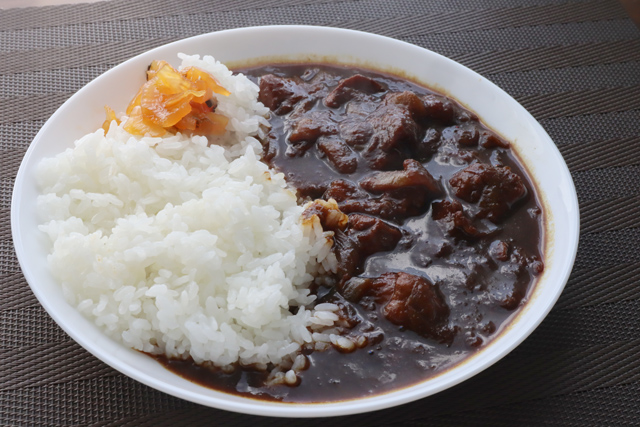 ブラックチキンカレー