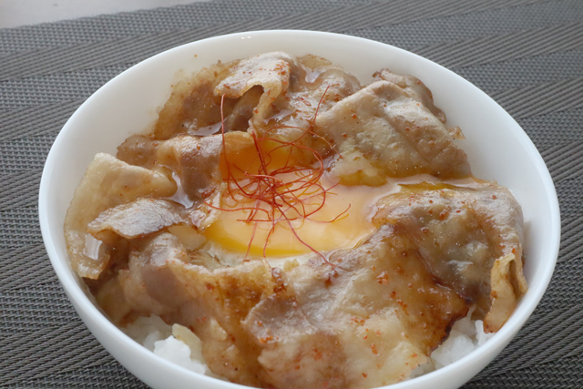 豚丼