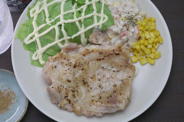 チキンソテー