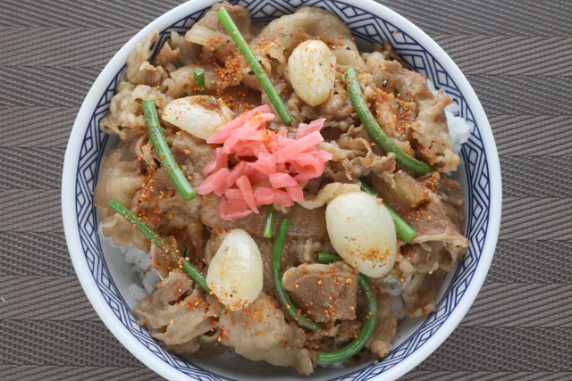 ニンニク牛丼