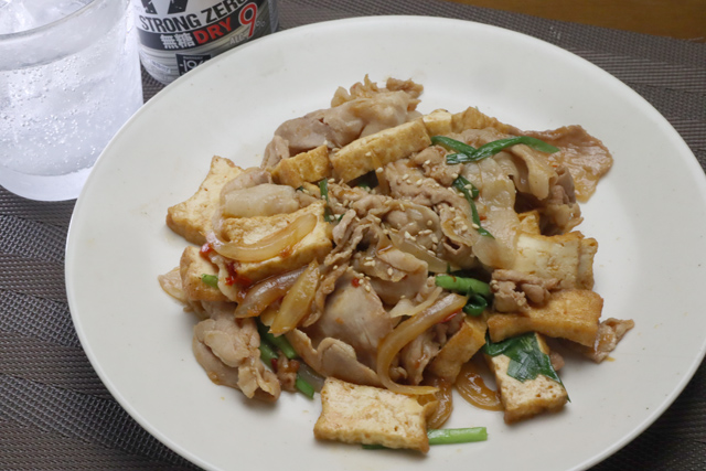 豚肉と厚揚げの炒めもの