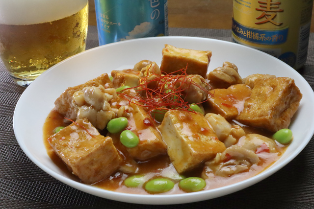 鶏モモ/厚揚げ/枝豆のピリ辛ソース