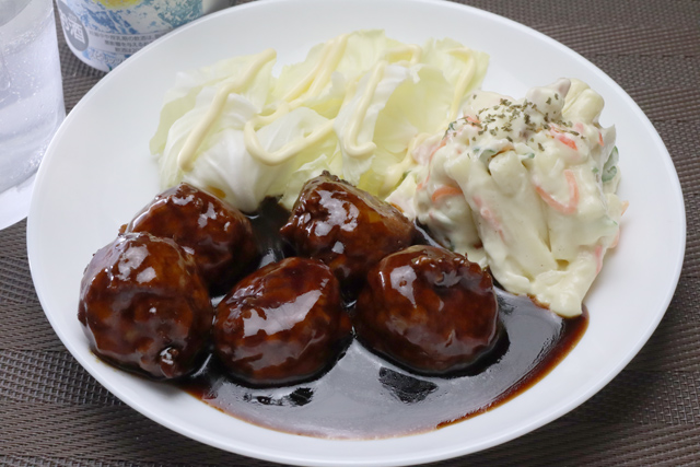 黒酢肉団子