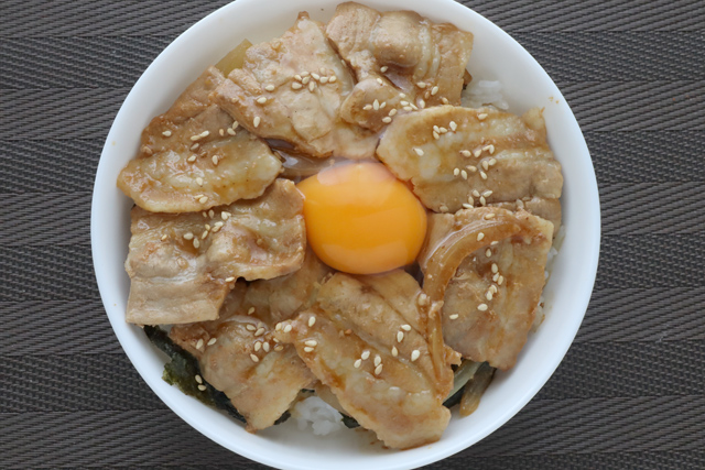 豚丼