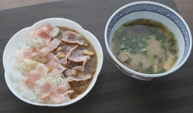 ニンニクベーコンカレー
