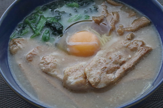 豚骨醤油ラーメン