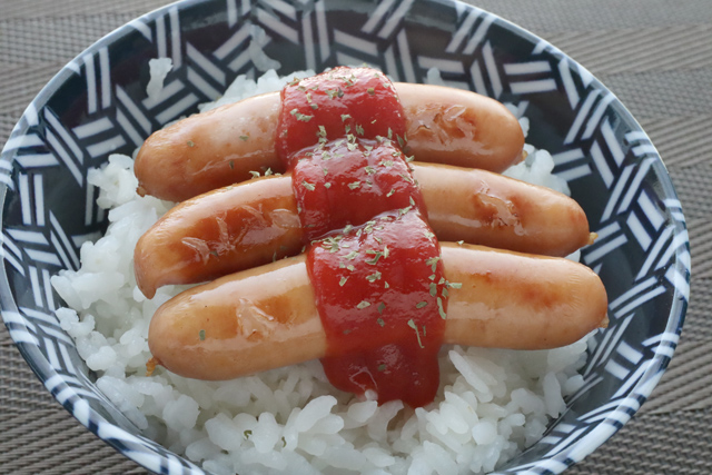 ソーセージご飯