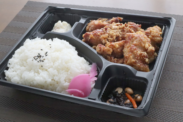 唐揚げ弁当