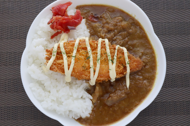 サーモンフライカレー