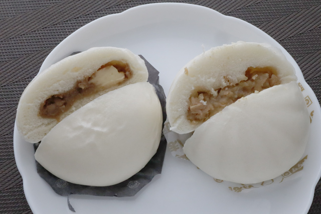 肉まんとてりやきチーズ肉まん