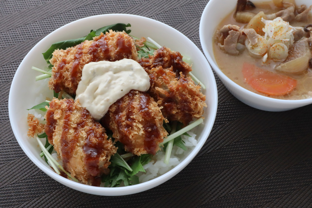 カキフライ丼