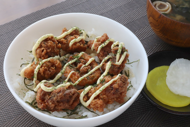 イカ唐揚げ丼