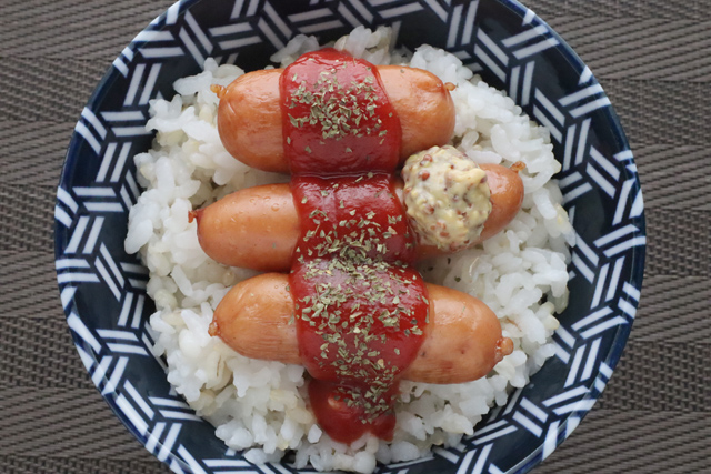 ソーセージご飯