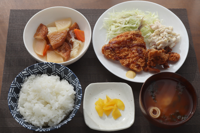 アジフライ/イカ唐揚げ/煮物