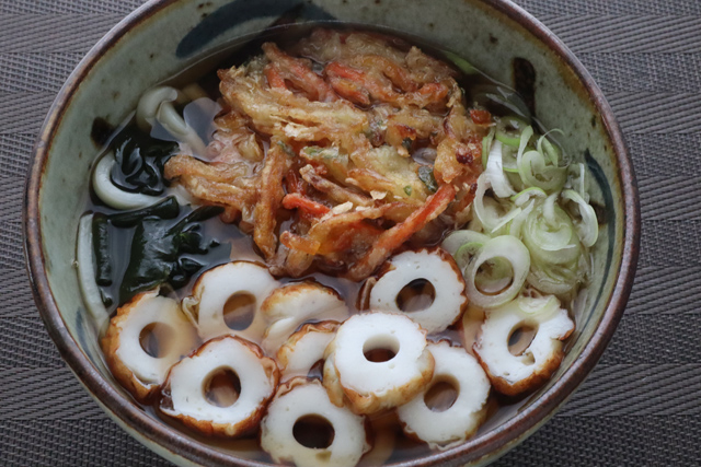 ちくわかき揚げうどん