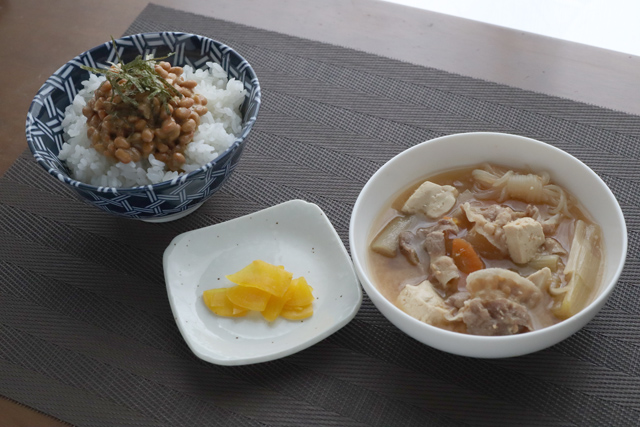 納豆と豚汁