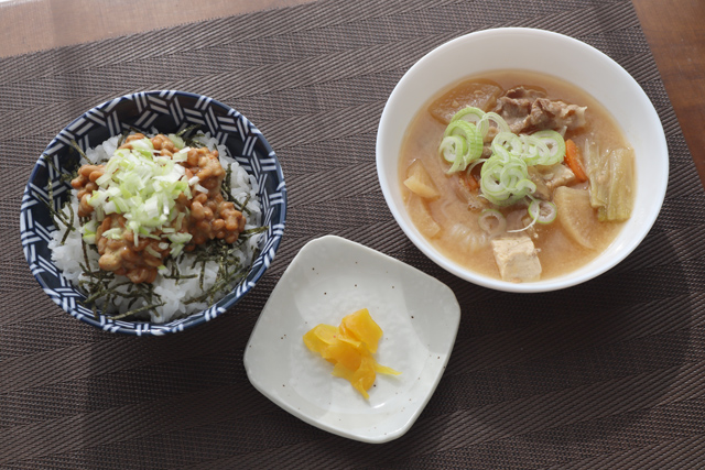 納豆と豚汁