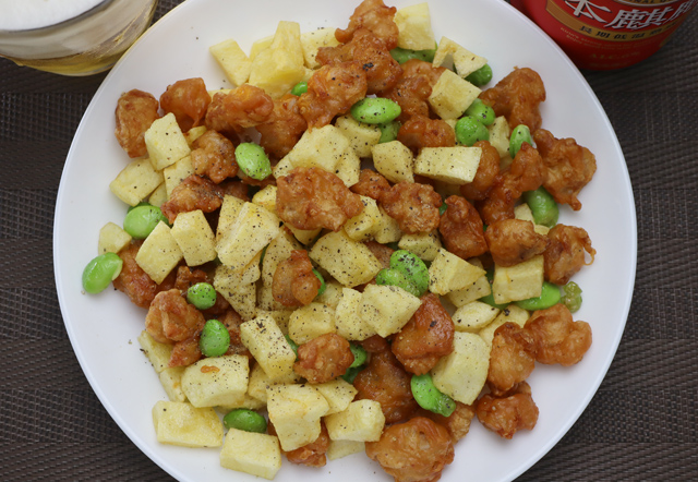 鶏軟骨の唐揚げとフライドポテト