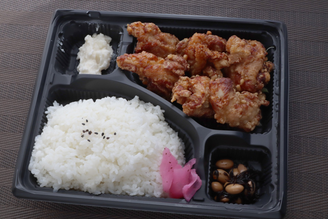 唐揚げ弁当