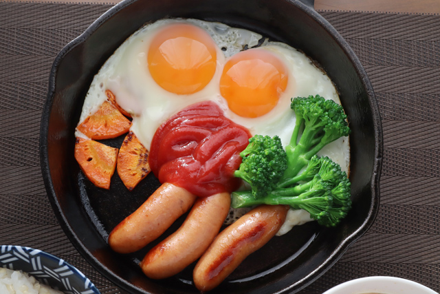 ソーセージエッグ