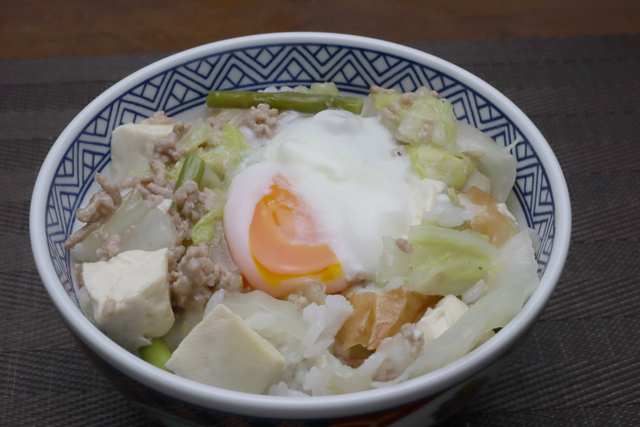 白菜のそぼろあんかけ丼
