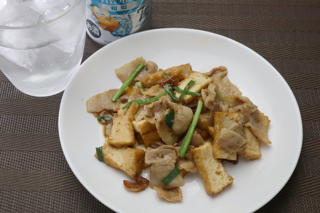 豚バラと厚揚げの炒め物