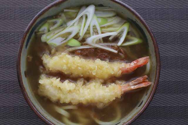 エビフライカレーうどん